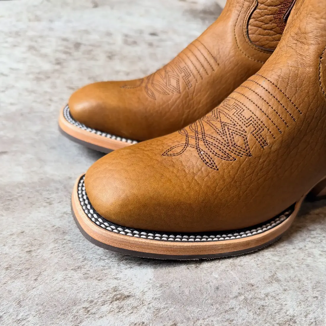 Bota Texana Búfalo Mel — Couro de Búfalo — miniatura 5