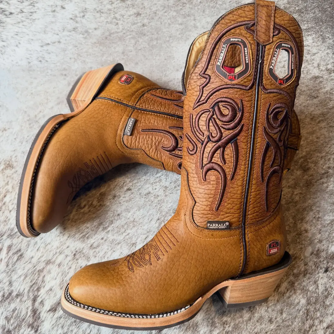 Bota Texana Búfalo Mel — Couro de Búfalo — foto 1