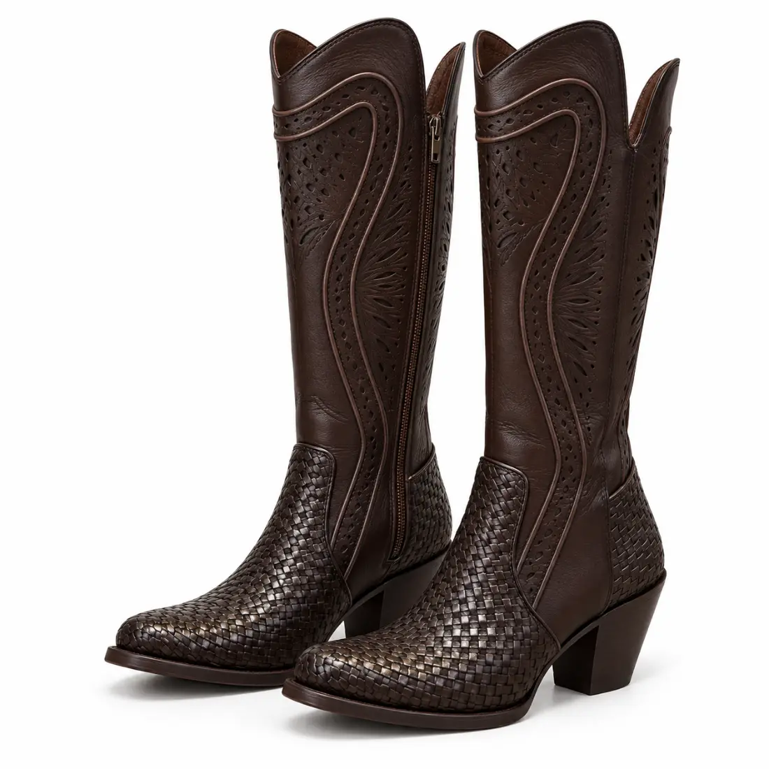 Bota Feminina Country Marrom Cano Alto com Textura Trançada