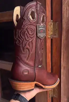 Bota Texana Masculina Parral em Couro Premium – Vermelho Pinhão / Vinho