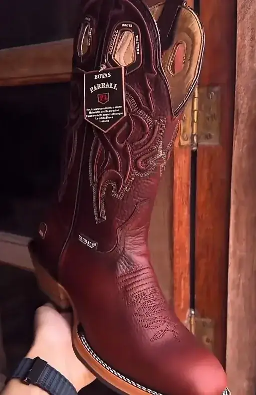 Bota Texana Masculina Parral em Couro Premium – Vermelho Pinhão / Vinho — miniatura 3