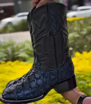 Bota Texana Masculina Exótica em Couro Legítimo de Pirarucu – Azul Marinho e Preto