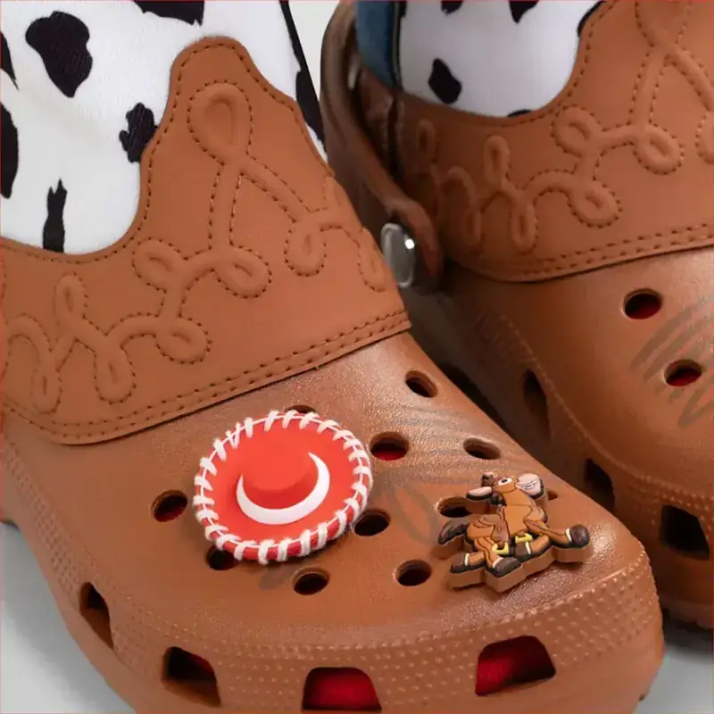 Bota Toy Story x Crocs Jessie Multicolor — miniatura 6